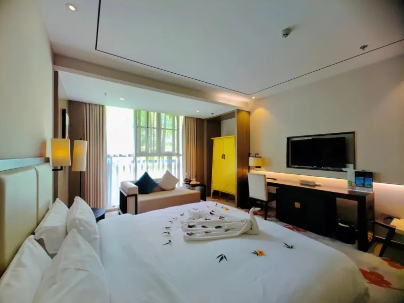 Garden View Queen Room