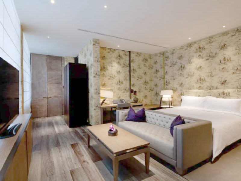 Premier King Room