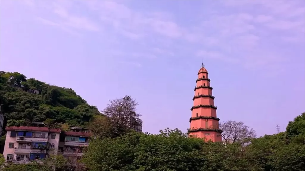 Pagoda de Bao'en, Chongqing - Ubicación y puntos destacados