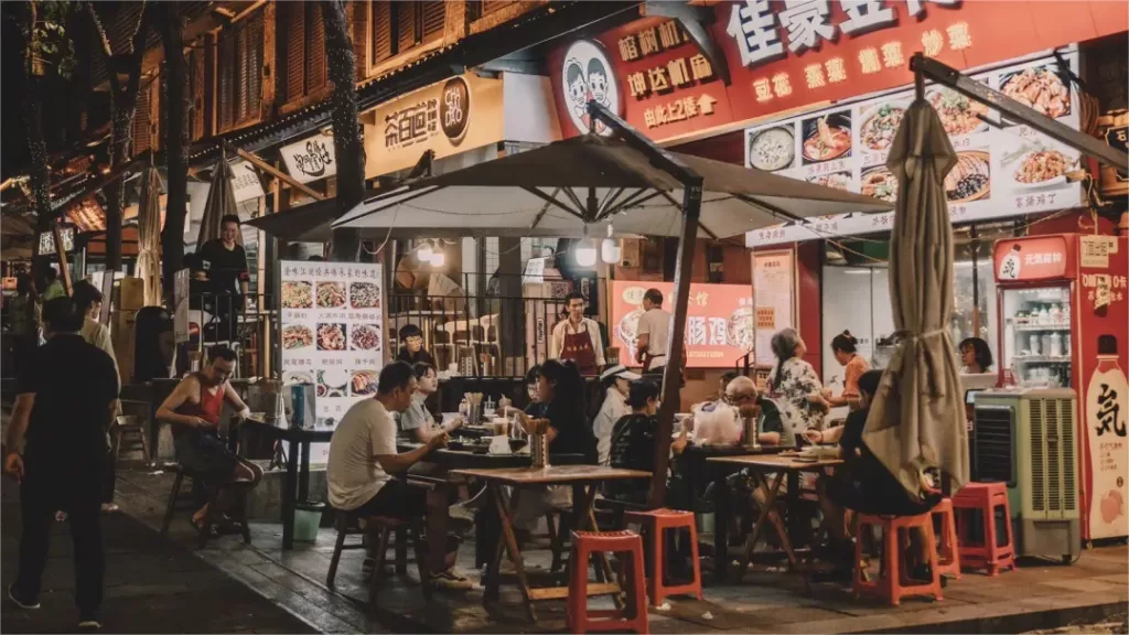 Bayi Food Street, Chongqing - Paradies für Feinschmecker