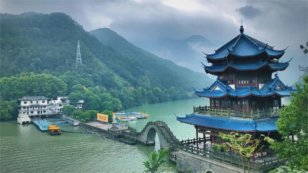 Little Three Gorges of Fuchun River – Ticket, Opening Hours, Location, and Highlights