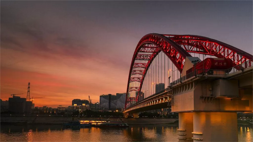 Qingchuan-Brücke, Wuhan - Highlights und Lage