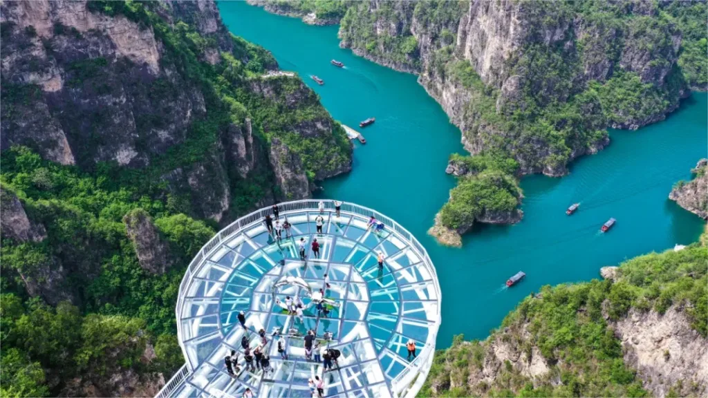 Qinglong Gorge in Yuntai Mountain