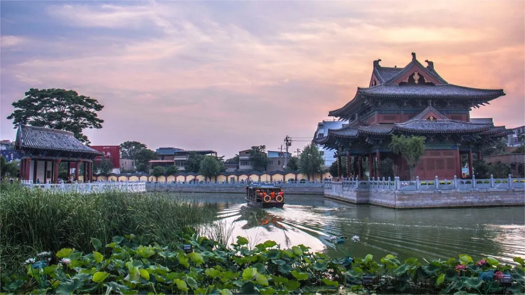 Song Dynasty Imperial River, Kaifeng – Ticket, Opening Hours, and Highlights