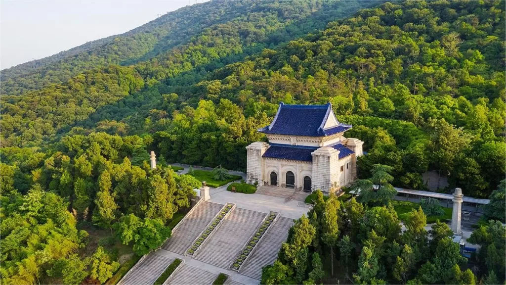 Cuándo se construyó el Mausoleo de Sun Yat-sen