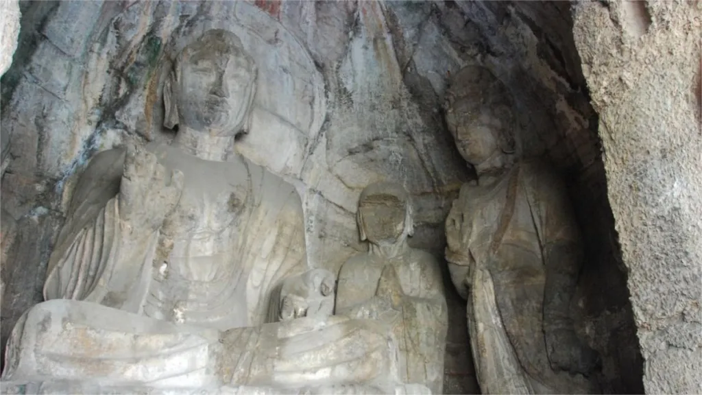 Yaofang Cave (Medical Prescription Cave) in Longmen Grottoes