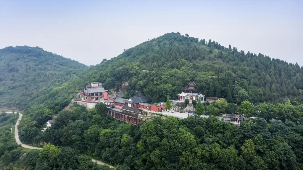 Baohua Mountain National Forest Park - Kaartje, openingstijden, locatie en hoogtepunten