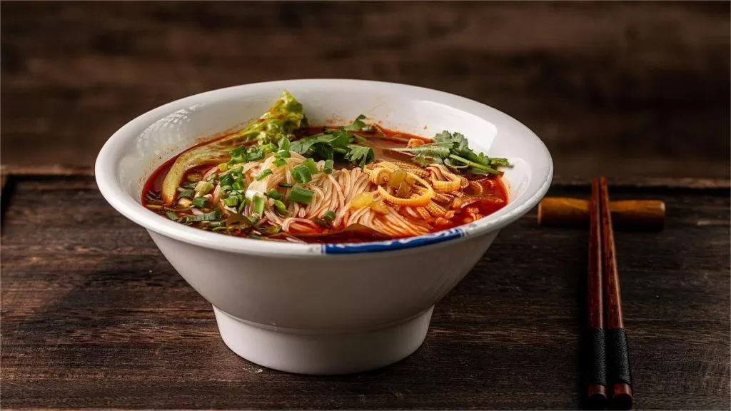 Chongqing Noodles - Um alimento básico quintessencial