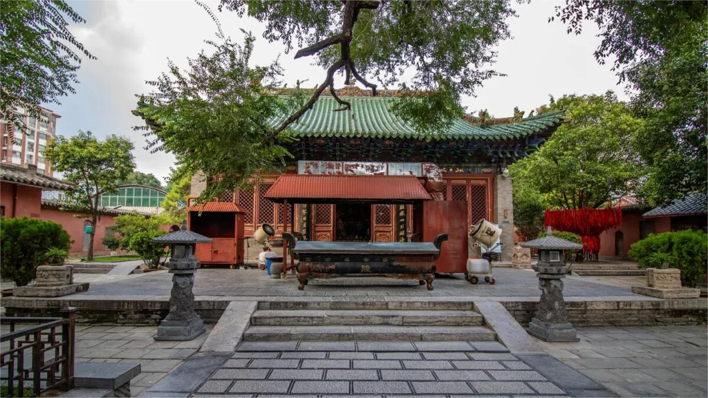 City God Temple, Zhengzhou – Ticket, Opening Hours, Location, and Highlights