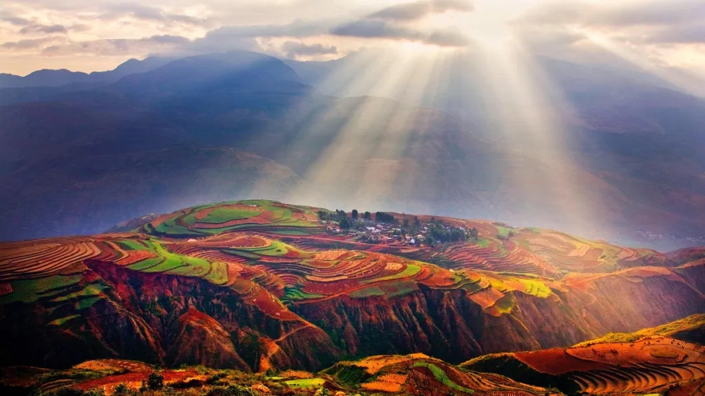 Dongchuan Red Land - Eintrittskarten, Öffnungszeiten, Lage und Highlights