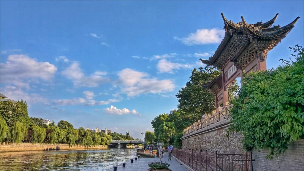 Dongguan Gudu, Yangzhou – Ticket Price, Operation Hours, Transportation, and Highlights