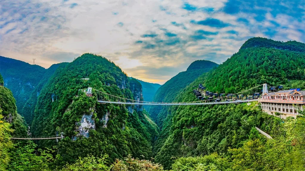 Enshi Dixin Valley - Bilhetes, horário de abertura, localização e destaques