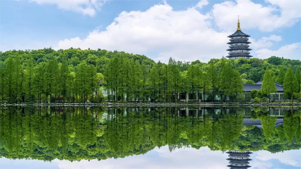 Wie kommt man von Hangzhou nach Zhouzhuang?