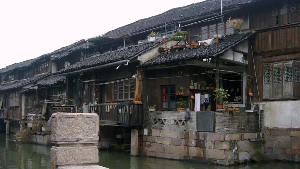 Functions of Zhouzhuang in the Past