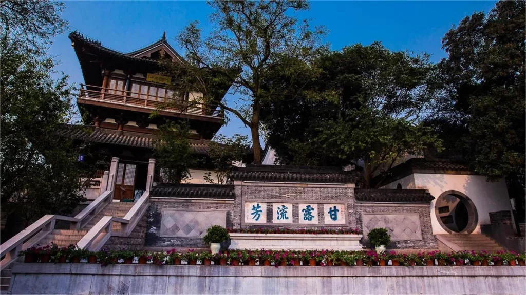 Templo de Ganlu, Zhenjiang - Bilhetes, horário de funcionamento, localização e destaques