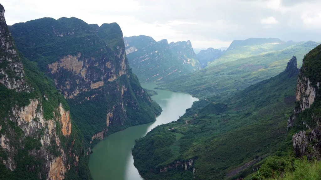 Grand Canyon van de Huajiang rivier - Kaartje, openingstijden, locatie en hoogtepunten