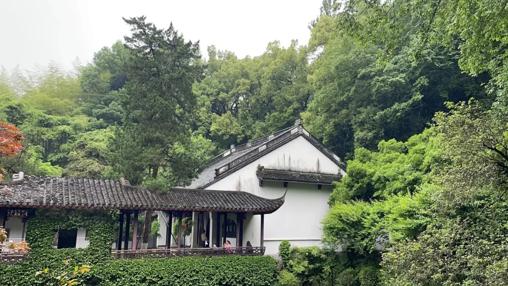 Cueva de Huanglong, Hangzhou - Entrada, horario de apertura, ubicación y aspectos destacados.