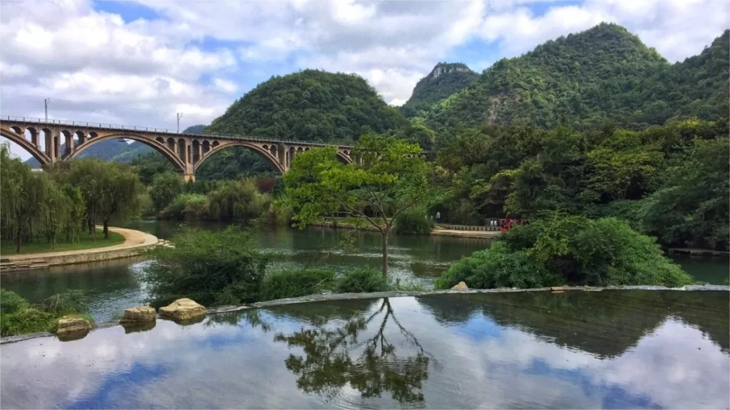 Huaxi Park, Guiyang - Eintrittskarten, Öffnungszeiten, Lage und Highlights