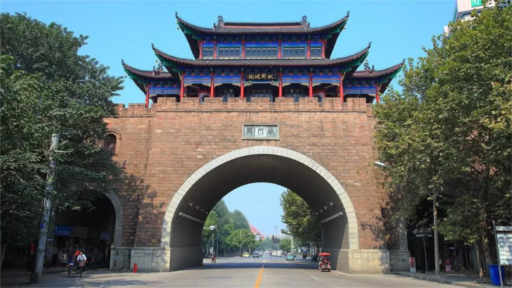 Eisernes Tor in Wuhan - Eintrittskarten, Öffnungszeiten, Lage und Geschichte