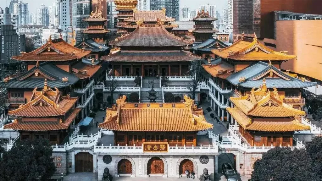 Jingan Tempel, Shanghai - Kaartje, openingstijden, hoogtepunten en tips