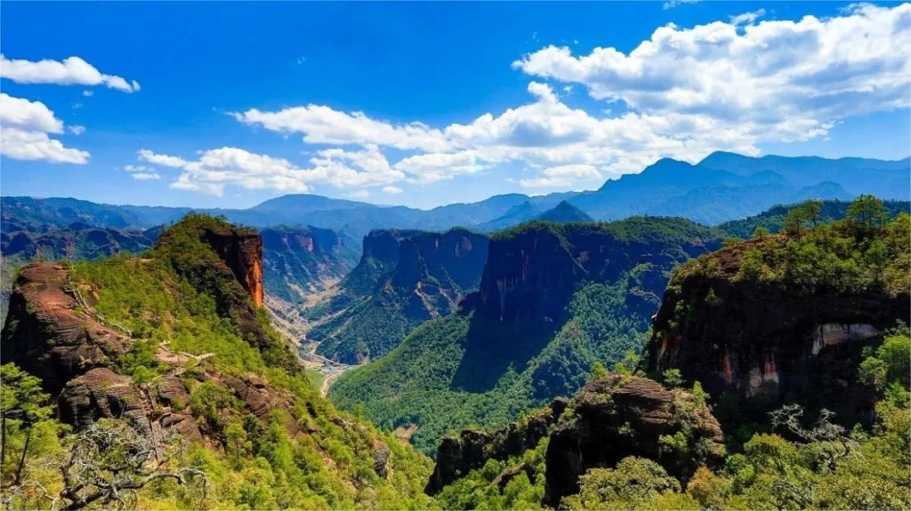 Montaña Laojun, Lijiang - Entradas, horarios, localización y puntos de interés