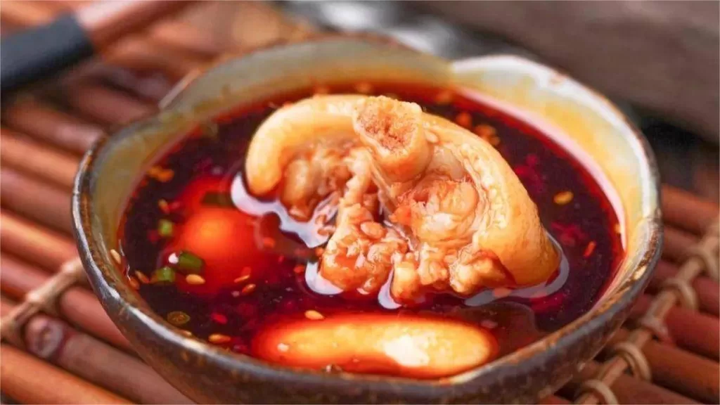 Laoma Tihua (Braised Pork Trotter) – a classic Sihuan cuisine