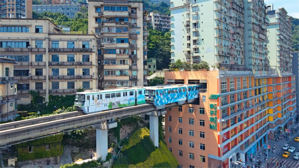 Gare de Liziba, Chongqing - Un compromis ambitieux entre développement urbain et résidence