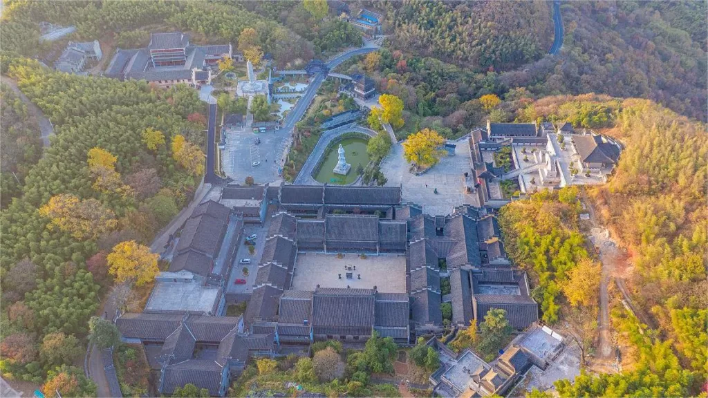 Temple de Longchang - Billets, heures d'ouverture, emplacement et points forts