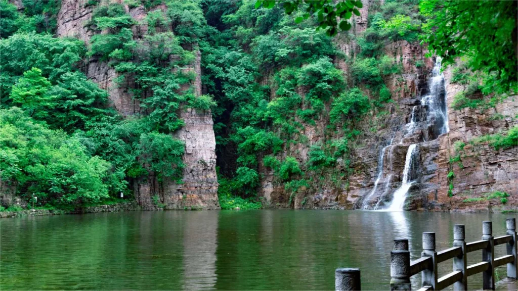 Longtan-Tal, Luoyang - Eintrittskarten, Öffnungszeiten, Lage und Highlights