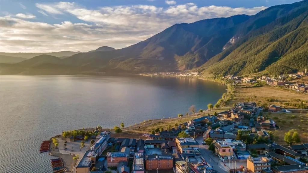 Aldea de Luoshui, Lijiang - Ubicación y aspectos destacados