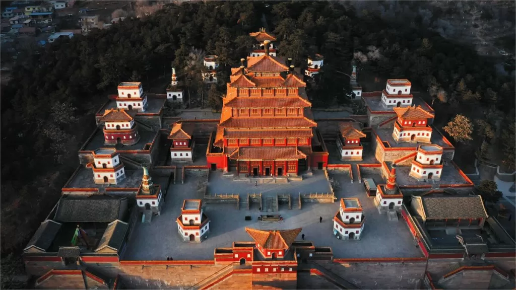 Puning Tempel, Hebei - Ticketprijs, openingstijden, locatie en hoogtepunten