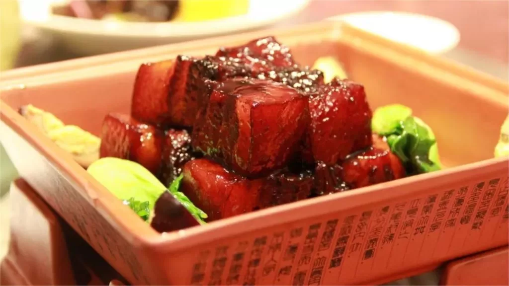 Panceta de cerdo estofada al estilo de Shanghai - Hongshao Rou