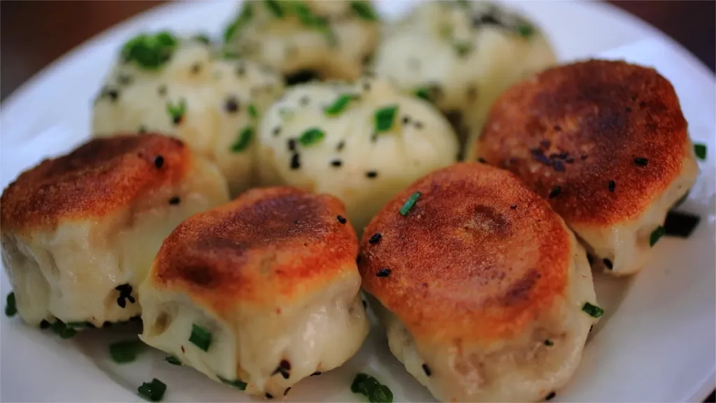 Shengjianbao in Shanghai Style – Pan-fried Buns