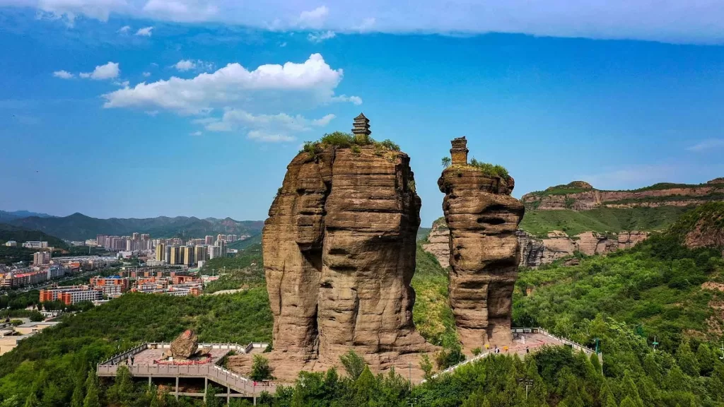 Shuangta Mountain, Chengde – Ticket Price, Opening Hours, Location, and Highlights