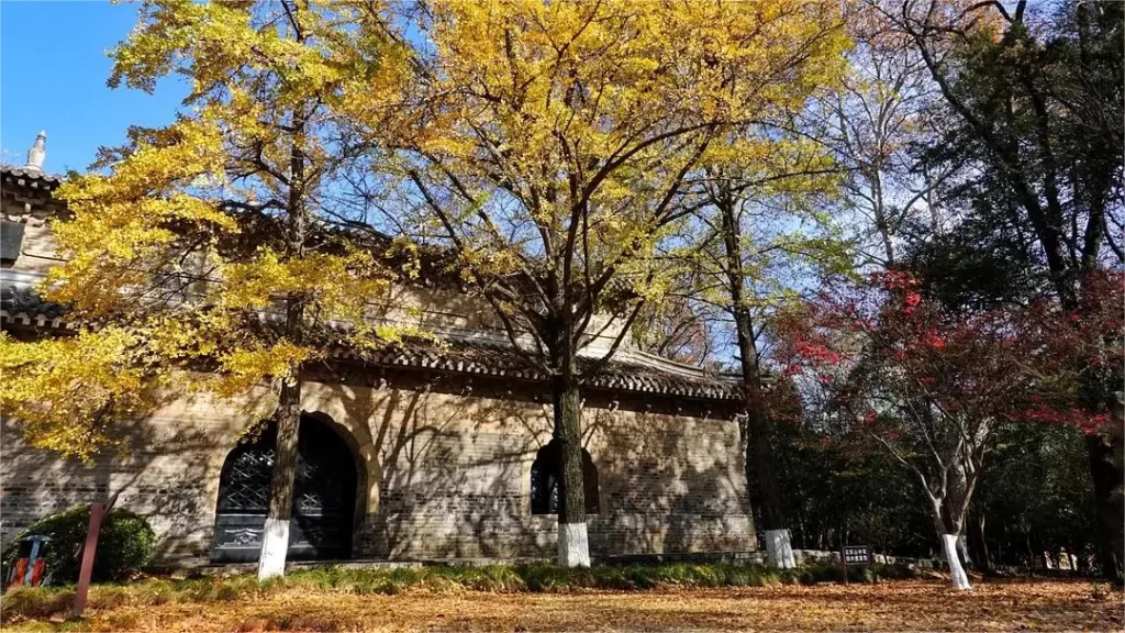 La salle sans poutre du temple de Linggu - Un joyau architectural remarquable