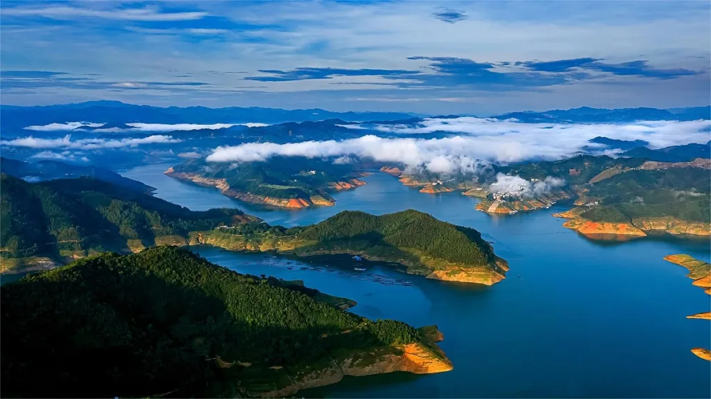 Lago Wanfeng, Xingyi - Entradas, horarios, localización y puntos de interés