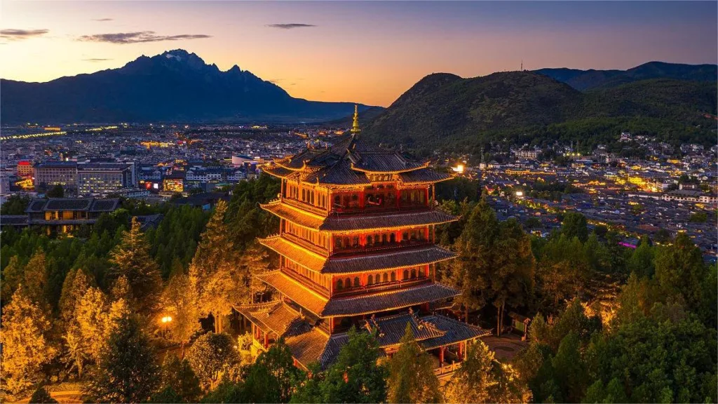 Wangu-Pavillon, Lijiang - Eintrittskarten, Öffnungszeiten, Lage und Highlights