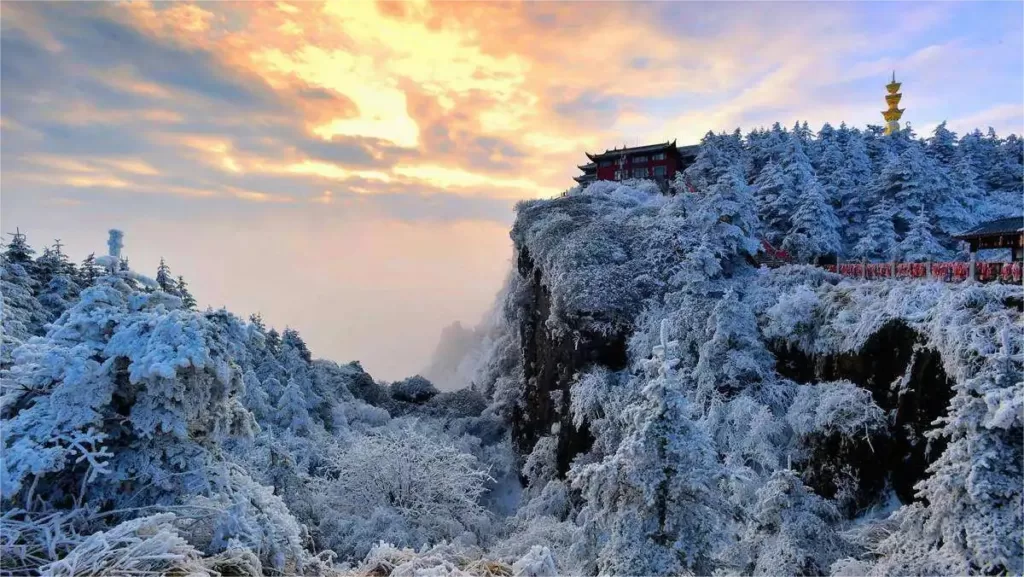 As condições meteorológicas em Monte Emei