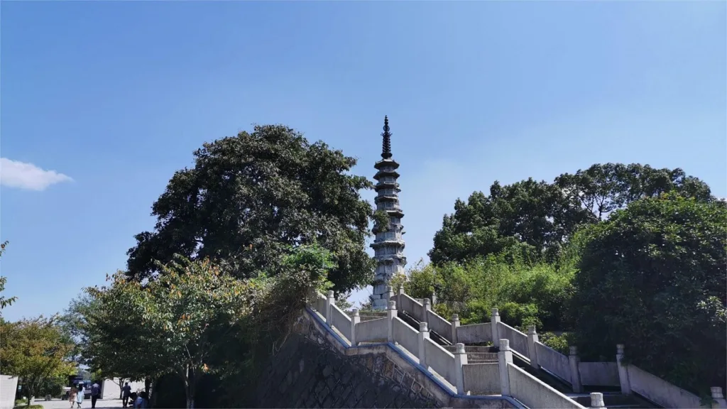 Witte Pagode Park (Baita Park), Hangzhou - Kaartje, openingstijden, locatie en hoogtepunten