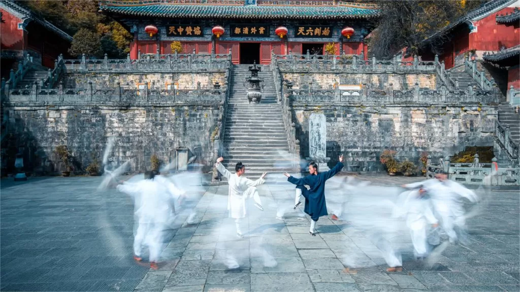 Berg Wudang, Shiyan - Eintrittskarten, Öffnungszeiten, Lage und Highlights