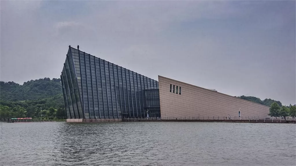 Zhongshan Warship Museum, Wuhan - Eintrittskarte, Öffnungszeiten, Standort und Highlights