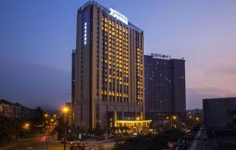 Chengdu Jinyun Hotel (Happy Valley Jinfu Subway Station Branch)