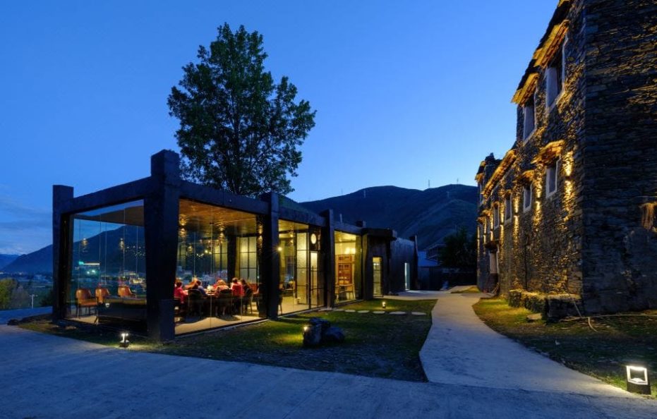 XinduqiaoTown Blackstone Hotel