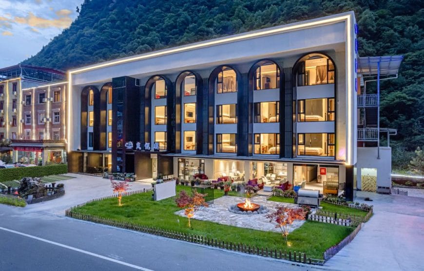 Bipenggou Lanyuexi Hotel