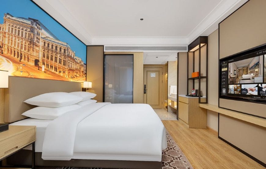 Vienna International Hotel (Jiuzhaigou Scenic Area Visitor Center)