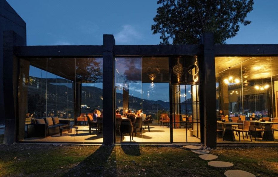 XinduqiaoTown Blackstone Hotel