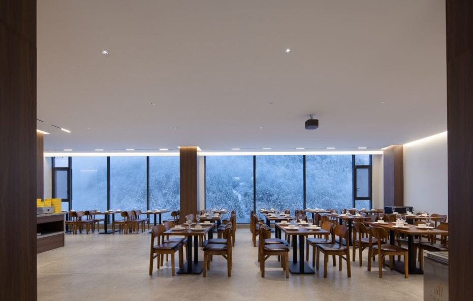 Vala Toms Mountain Cliff Shuoxi Hotel (Siguniang Mountain Scenic Area Branch)