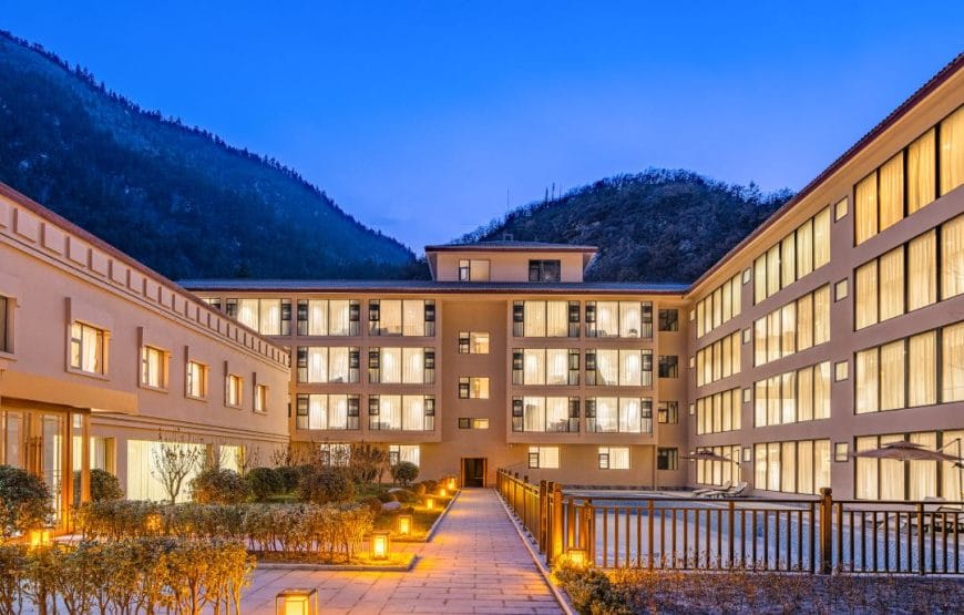 Jiuzhaigou Licheng Huating Resort Hotel
