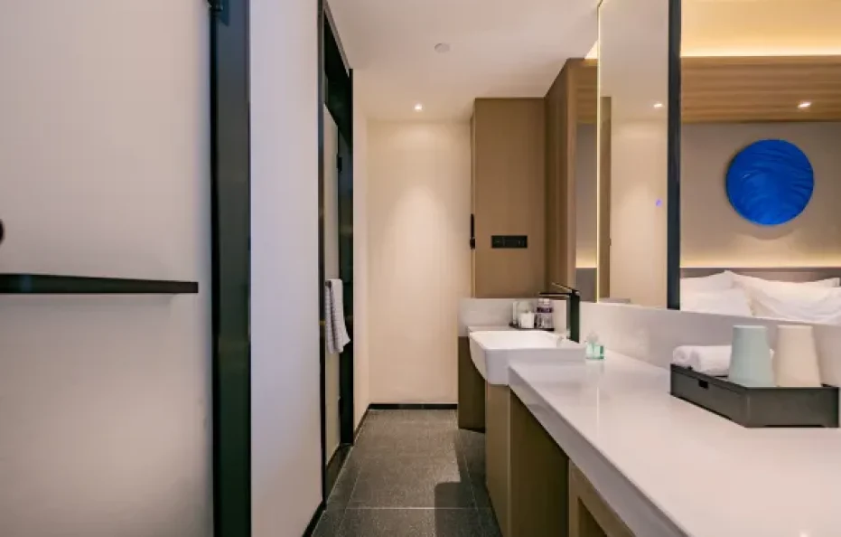 Moon Bay High-altitude View Room