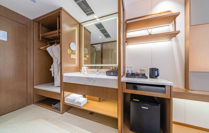 Jiuzhaigou Licheng Huating Resort Hotel